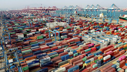 港口发展现代物流的优势与挑战 经济贸易视角的分析